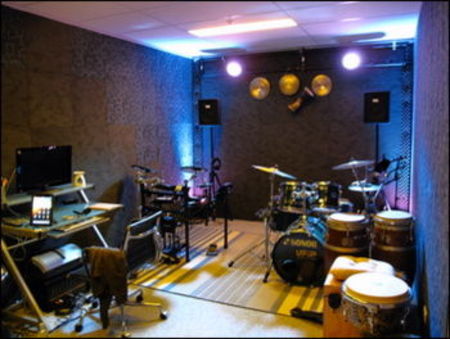 Studio8c.JPG